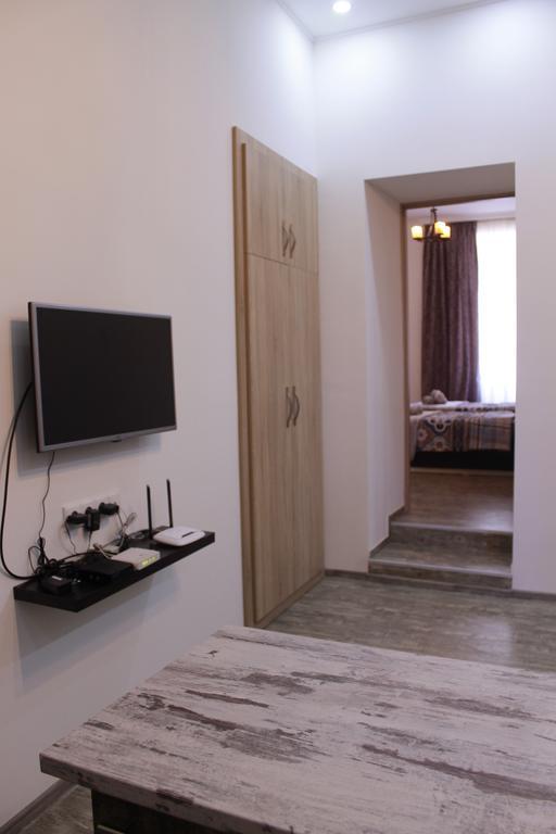 Cozy Apartment In Real Heart Of Old Tbilisi Exterior photo